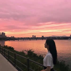 16张高清一男一女情侣头像 氛围感拉满的唯美意境款