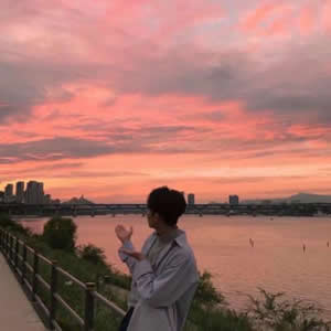 16张高清一男一女情侣头像 氛围感拉满的唯美意境款