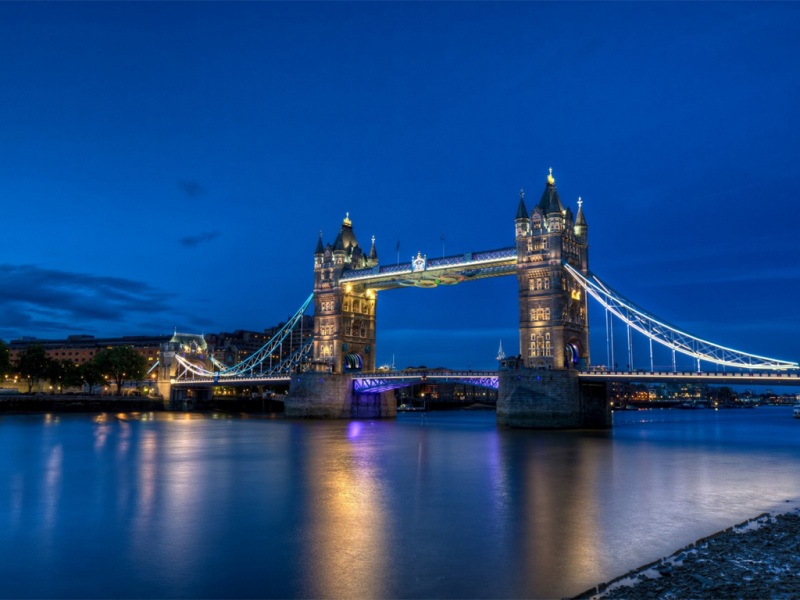 英国泰晤士河风景电脑动漫壁纸 高清多尺寸可选