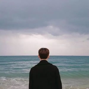 微信情侣头像一男一女 两张分开背影款合集（共12张）