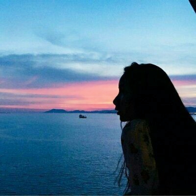 28张高清背影情侣头像 氛围感拉满的QQ情侣专用图