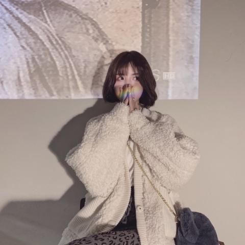 24张高清潮流时尚情侣头像 QQ专属一对装合集