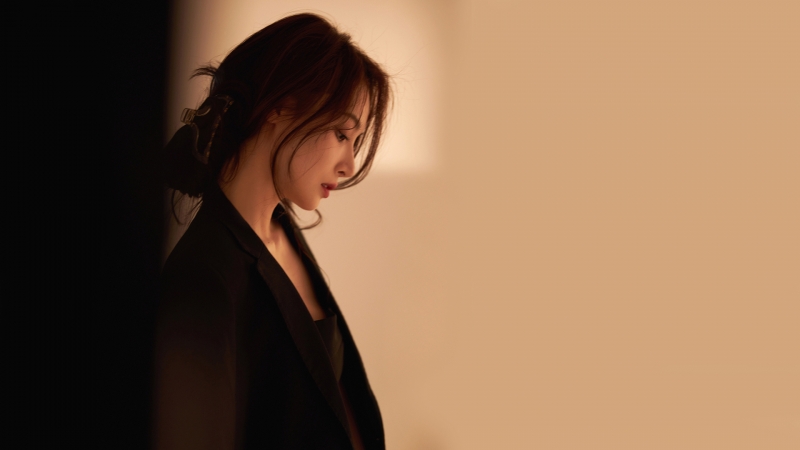 隆妮电脑壁纸 高清美女壁纸分享