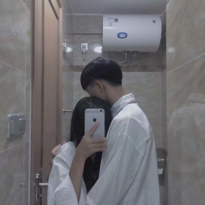 四张一组的情侣头像来啦！同系列高清图共24张