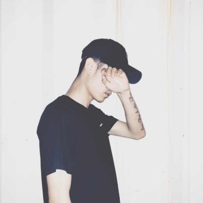 20张高清好看的单人情侣头像 男女分版一对两张