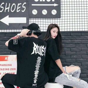 超拽霸气情侣头像单人 16张高清一对两张情侣头像合集来了