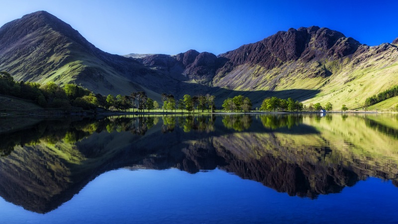 巴特米尔湖自然风景电脑桌面壁纸来啦