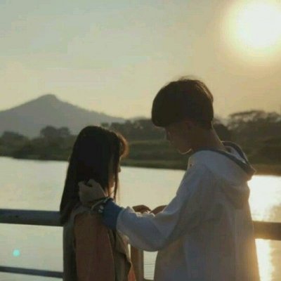 26组氛围感拉满的情侣QQ头像，藏着藏在心底的爱意