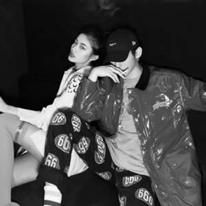 微信情侣头像一对两张 把专属宠爱带给你