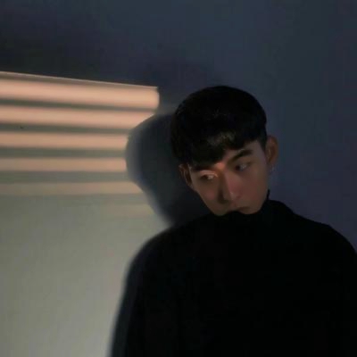 专属不撞款！高清好看的微信情侣头像合集来了（共26张）