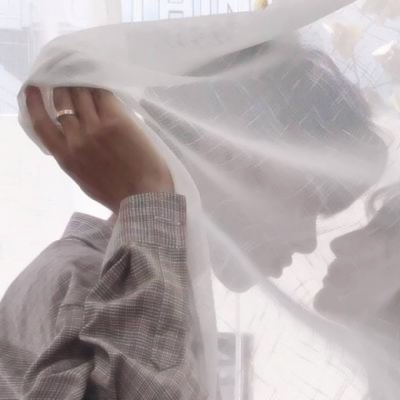 微信情侣头像唯美一对两张 盼长伴永无分别时刻