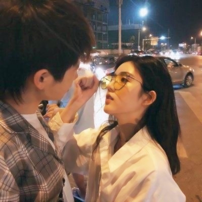12张高清超拽双人情侣头像合集