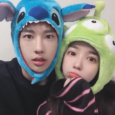 00后学生专属！24张清新好看QQ情侣头像合集