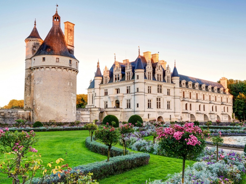 舍农索城堡草坪公园风景 多款尺寸电脑壁纸分享