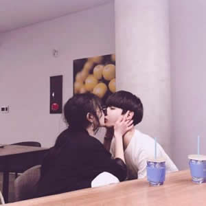 甜到跺脚！16组双人情侣头像 把热恋日常直接焊在头像里