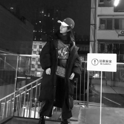 一对黑白情侣头像来啦！22张高清一男一女双人头像图