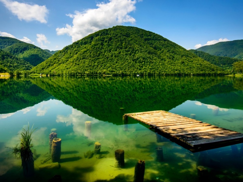 波斯尼亚和黑塞哥维那山水壁纸！山湖倒影绝美风景电脑桌面图