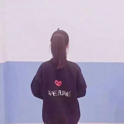 28张高清背影情侣头像 氛围感拉满的QQ情侣专用图