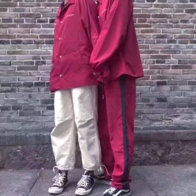 24张不露脸情侣头像一对两张 高清氛围感拉满