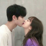 霸气接吻双人情侣头像 高清版共14张