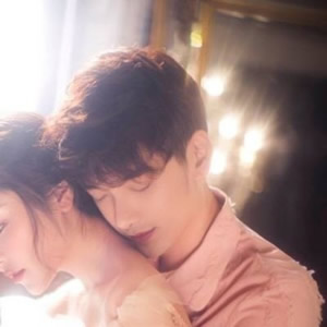 12张高清浪漫情侣头像 秀恩爱专属唯美头像合集