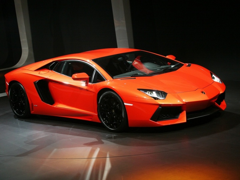 橙色兰博基尼Aventador LP700-4高清汽车壁纸下载