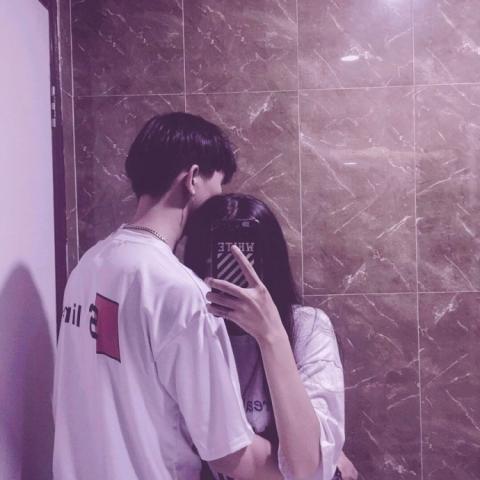 24张新潮超清情侣头像合集 适合情侣使用的高清头像图