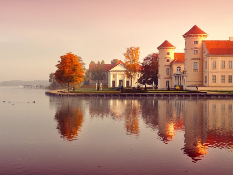 德国秋日城市美景电脑桌面壁纸来啦