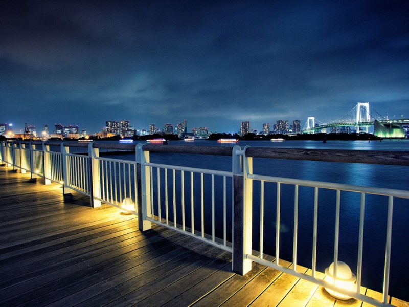 城市夜晚静谧桥景 氛围感拉满的电脑动漫壁纸