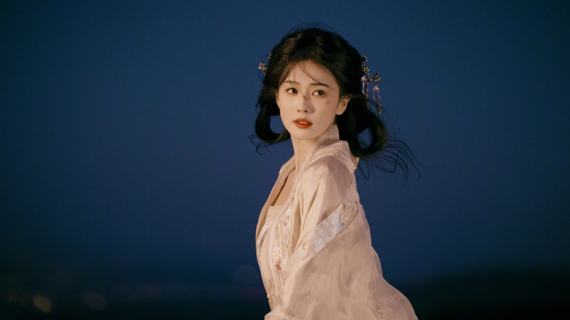 白鹿回头的唯美古风壁纸 多款高清尺寸任你选