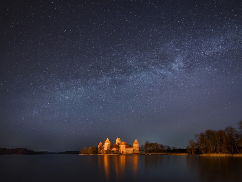 立陶宛特拉凯城堡湖景高清壁纸分享