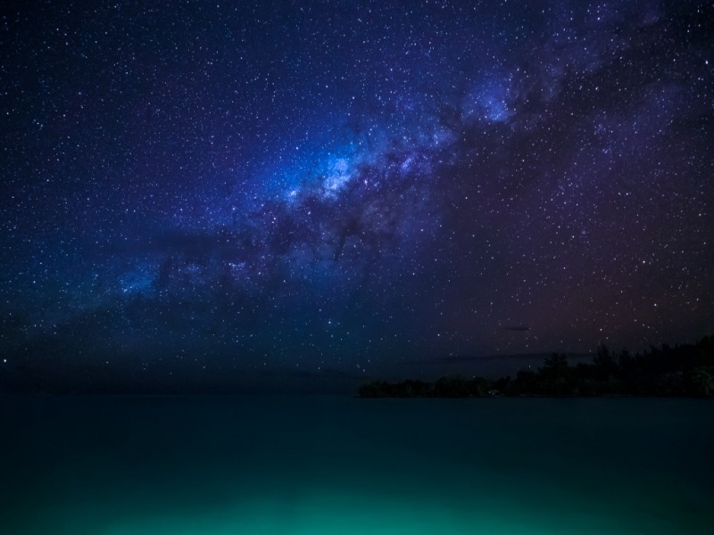 法属波利尼西亚深夜海岸星空壁纸下载指南