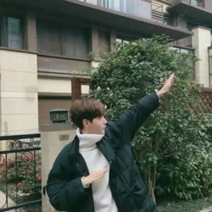 成熟风一左一右情侣头像 12张高清甜系双人头像合集