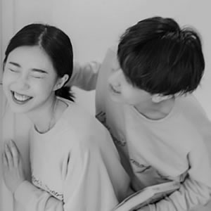 14组高清黑白情侣头像 一对两张超有氛围感