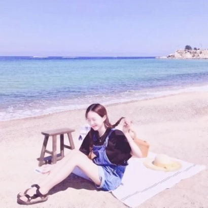 18张高清好看的一男一女唯美微信情侣头像