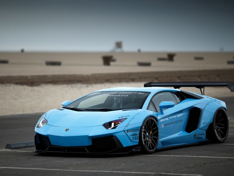 蓝色兰博基尼跑车高清壁纸 多款分辨率可选