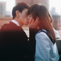 穿校服的学生情侣头像 22张清新纯爱情头一对两张