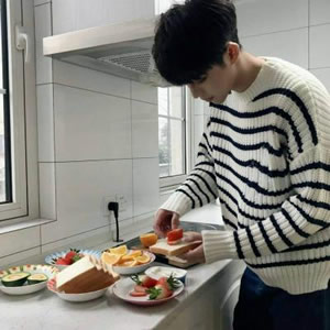 情侣微信头像一男一女合集 帮你找回恋爱的甜(16张)