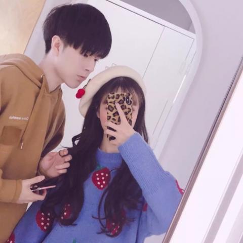 24张高清潮流时尚情侣头像 QQ专属一对装合集