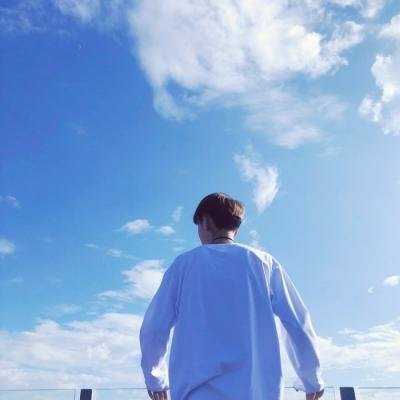 28组高清好看的个性情侣头像 一人一张配对用