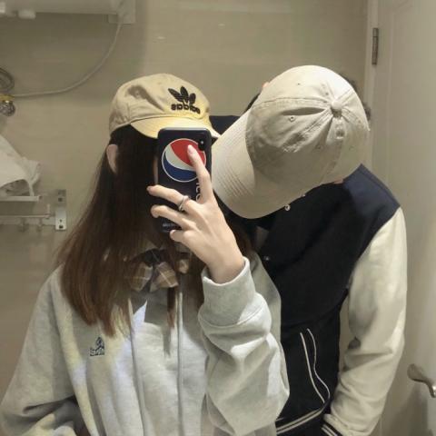 24张高清潮流时尚情侣头像 QQ专属一对装合集