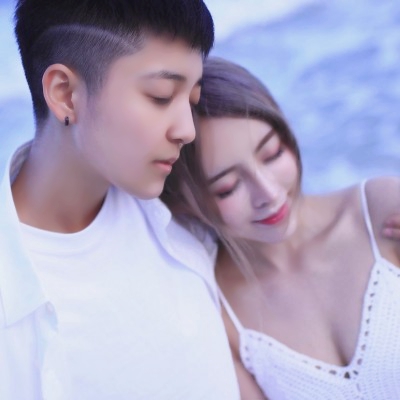 22张高清唯美浪漫情侣头像合集