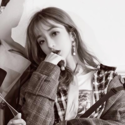 专属不撞款！高清好看的微信情侣头像合集来了（共26张）