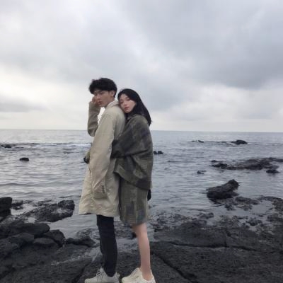 专属不撞款！高清好看的微信情侣头像合集来了（共26张）