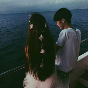 清新氛围感拉满！12组双人背影情侣头像合集