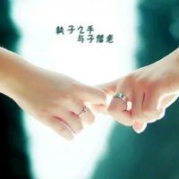 30张超甜情侣牵手头像合集 氛围感拉满的唯美手牵手情头