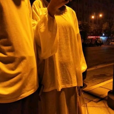 24张不露脸情侣头像一对两张 高清氛围感拉满