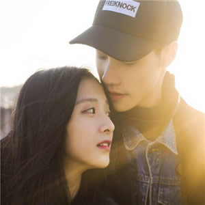 12张高清浪漫情侣头像 氛围感直接拉满