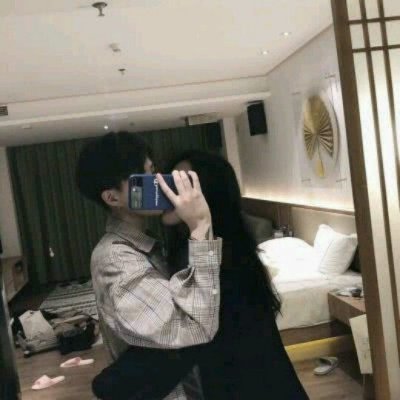 26组氛围感拉满的情侣QQ头像，藏着藏在心底的爱意