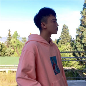 情侣时尚一左一右情头 12张高清新潮情侣头像合集